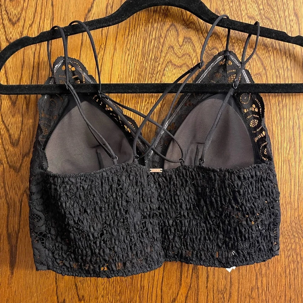 Victoria Secret bralette - Picture 2 of 4